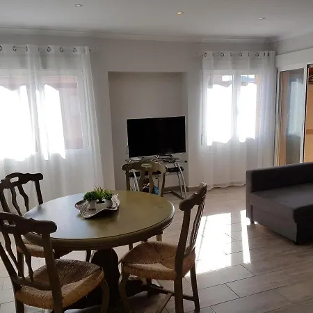 Apartment La Crehueta *